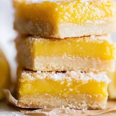 Delicious super easy lemon bars with a sweet and tangy lemon filling.